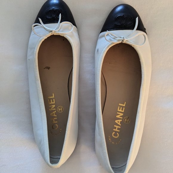 Chanel CC cap toe flats - Picture 1 of 4
